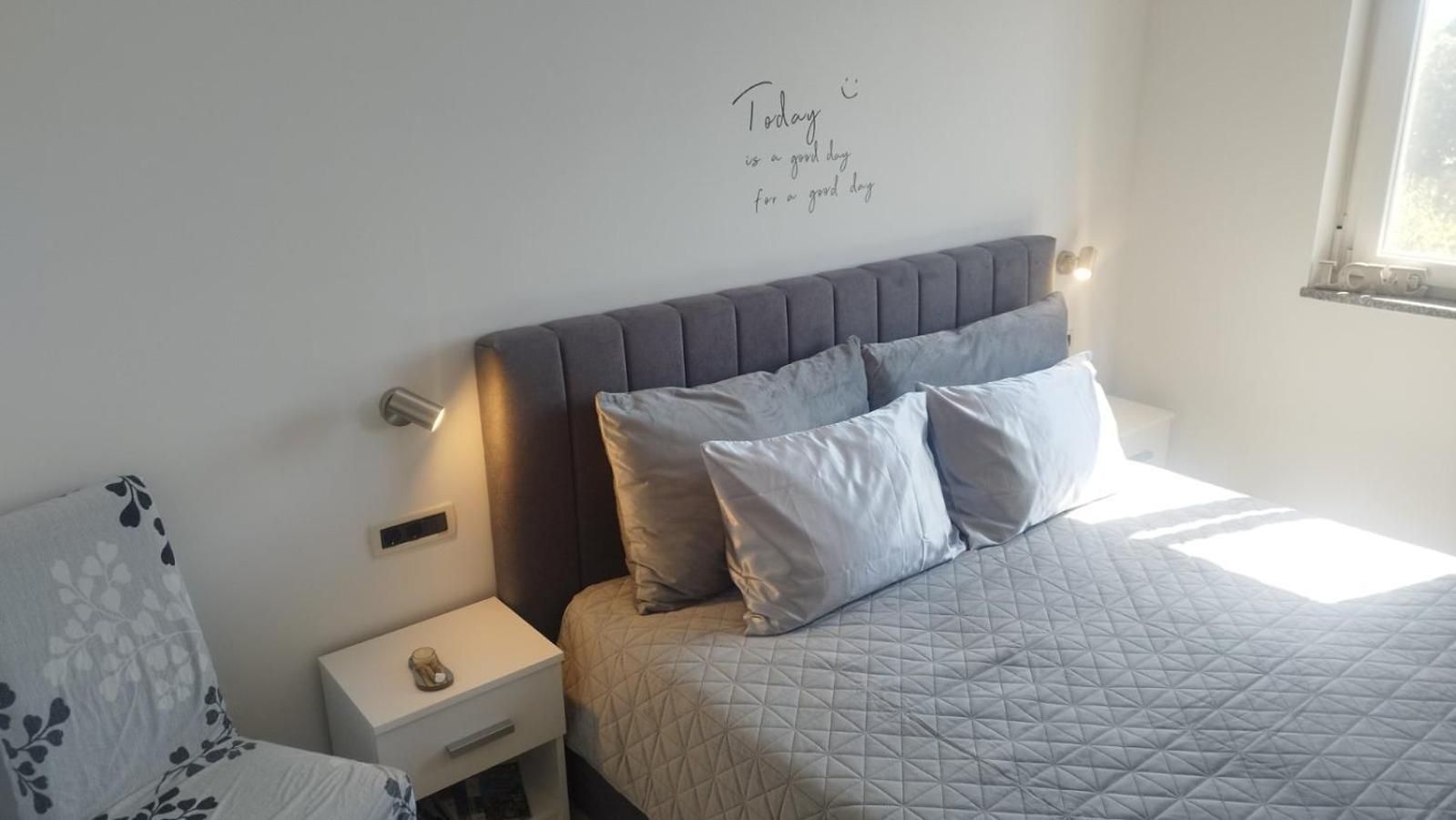 Crystal Apartment Umag Buitenkant foto
